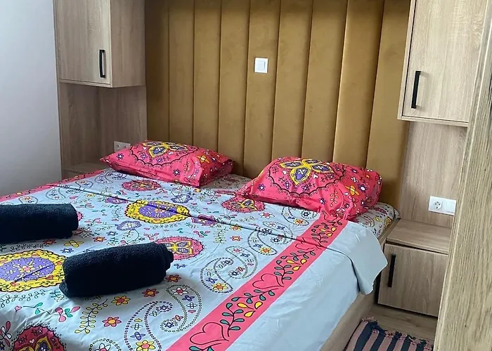 Serenity House, Cozy Familly Place, Free Parking, Seaside, In Dalmacia, Drage, Kamp Maslina *