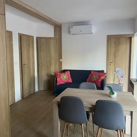 Serenity House, Cozy Familly Place, Free Parking, Seaside, In Dalmacia, Drage, Kamp Maslina