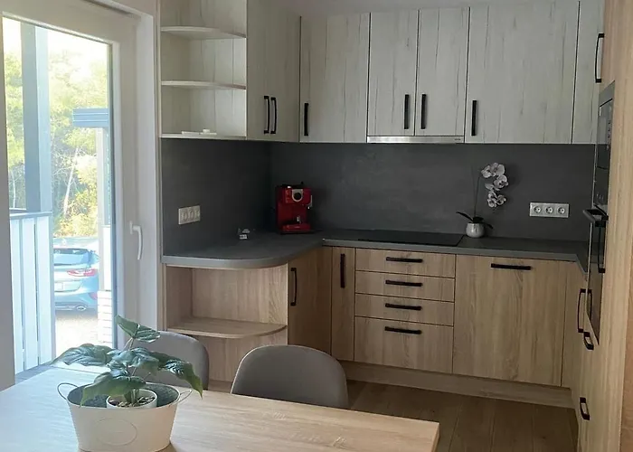 Serenity House, Cozy Familly Place, Free Parking, Seaside, In Dalmacia, Drage, Kamp Maslina